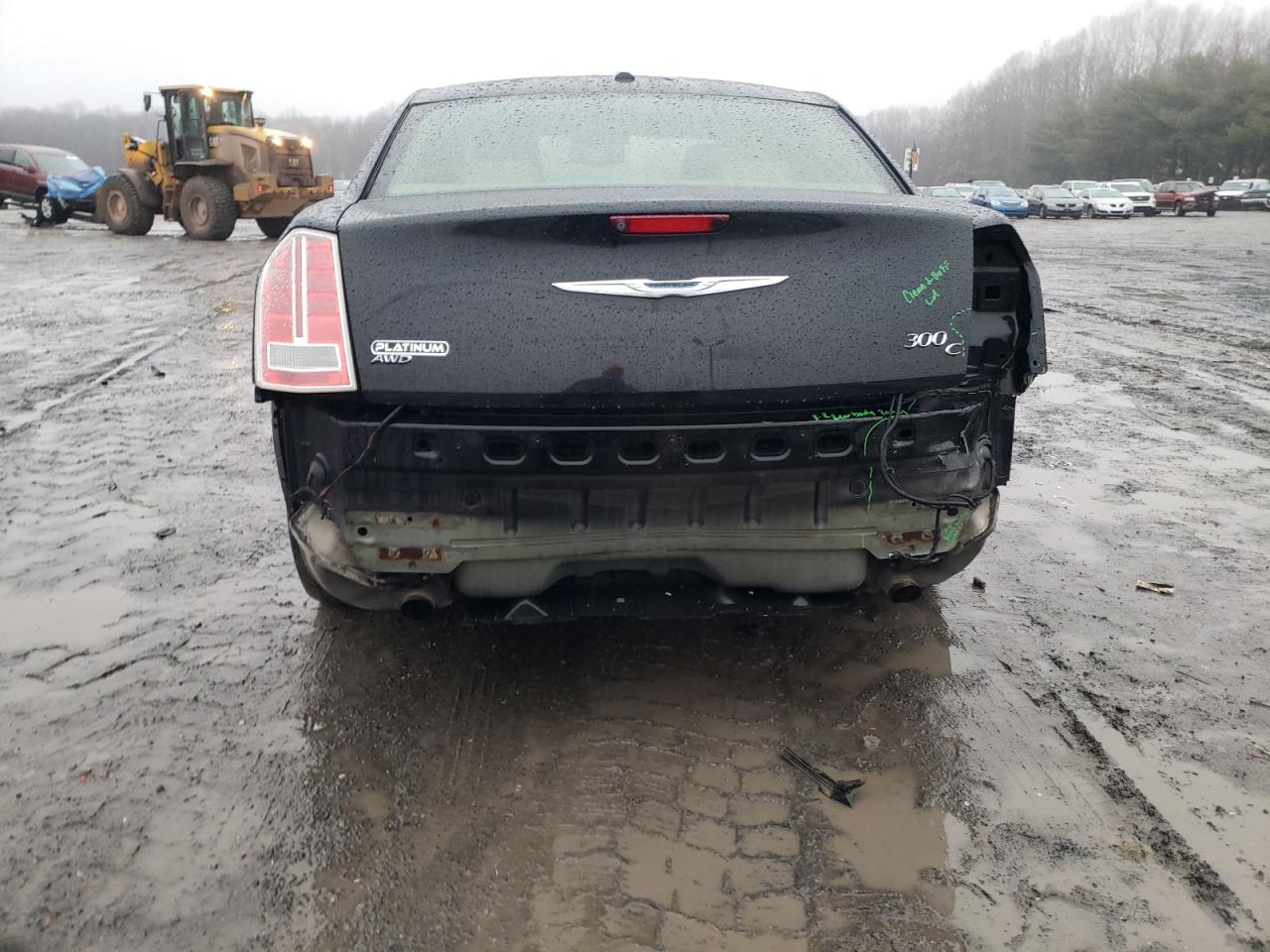 Photo 9 from auction – 2013 CHRYSLER 300C with VIN 2C3CCAKT5DH645380