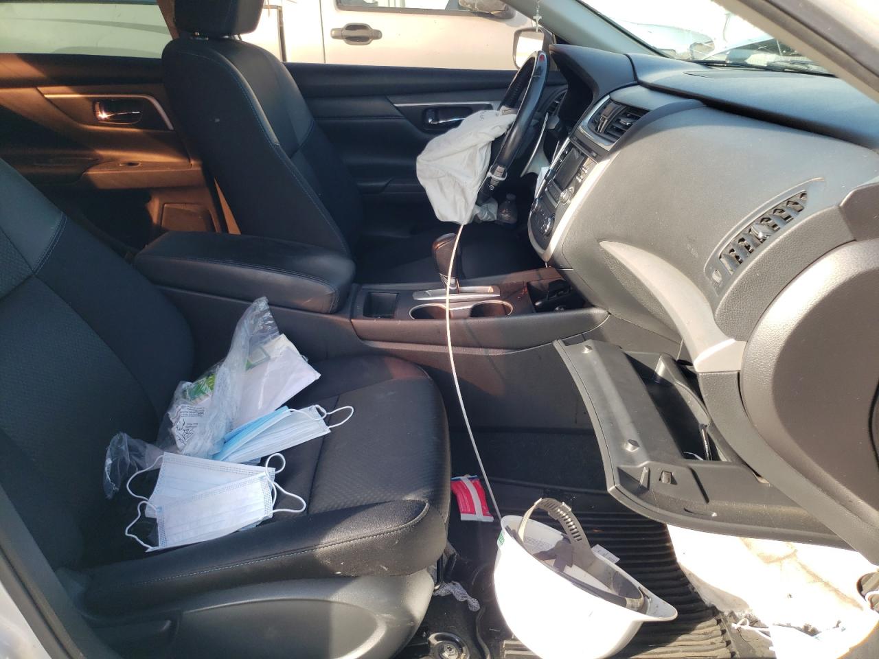 Photo 5 from auction – 2016 NISSAN ALTIMA 2.5 with VIN 1N4AL3APXGC181177