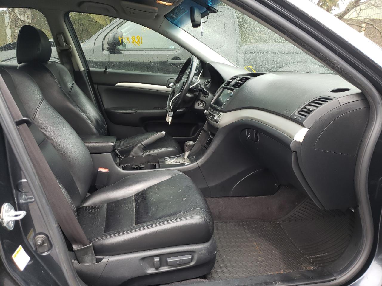 Photo 5 from auction – 2007 ACURA TSX with VIN JH4CL969X7C011304