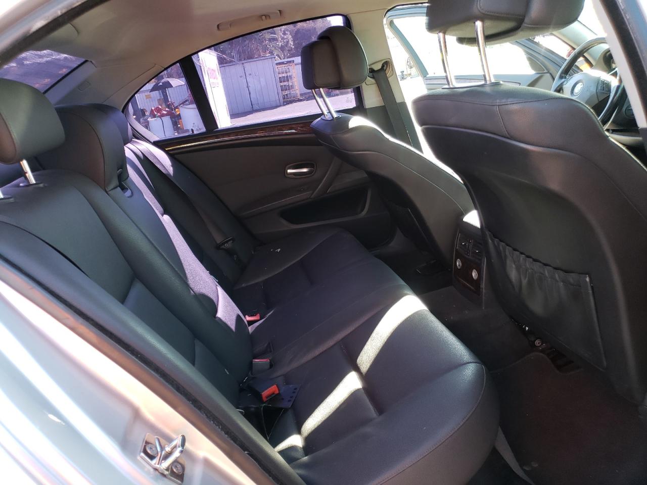 Photo 6 from auction – 2008 BMW 528 I with VIN WBANU53508CT18674