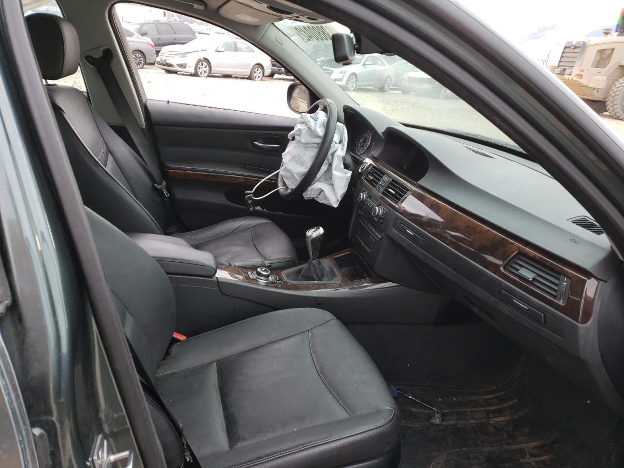 Photo 5 from auction – 2010 BMW 328 XI with VIN WBAPK7C58AA771209