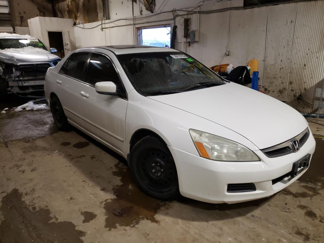HONDA ACCORD EX 2007 with VIN 1HGCM665X7A100992 - Photo from auction