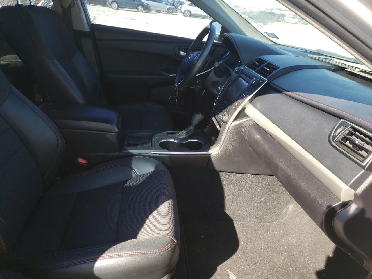 Photo 5 from auction – 2016 TOYOTA CAMRY LE with VIN 4T1BF1FK2GU506515