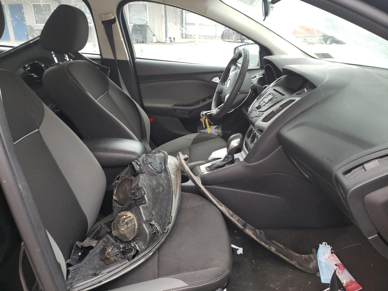 Photo 5 from auction – 2014 FORD FOCUS SE with VIN 1FADP3F22EL354069