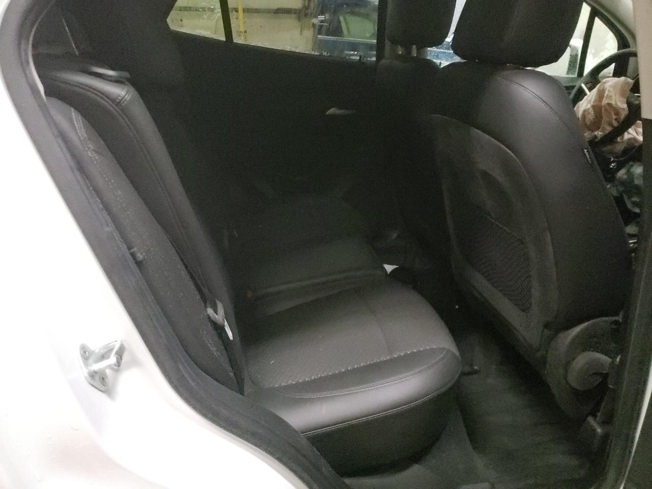 Photo 6 from auction – 2020 BUICK ENCORE with VIN KL4CJASB6LB011733