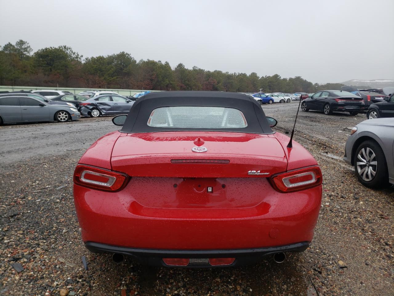 Photo 6 from auction – 2018 FIAT 124 SPIDER with VIN JC1NFAEKXJ0138485