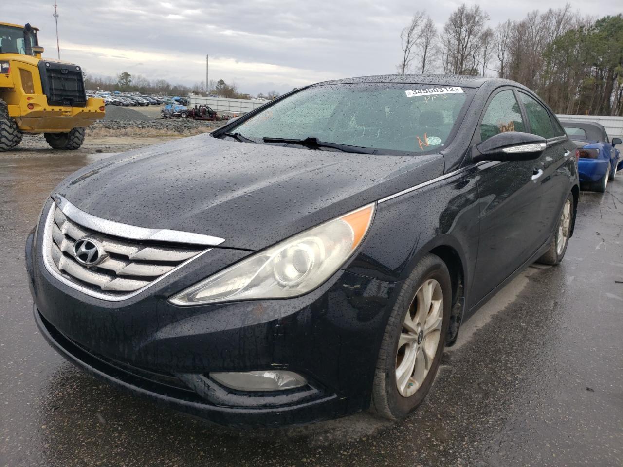 Photo 2 from auction – 2012 HYUNDAI SONATA SE with VIN 5NPEC4AC1CH486340