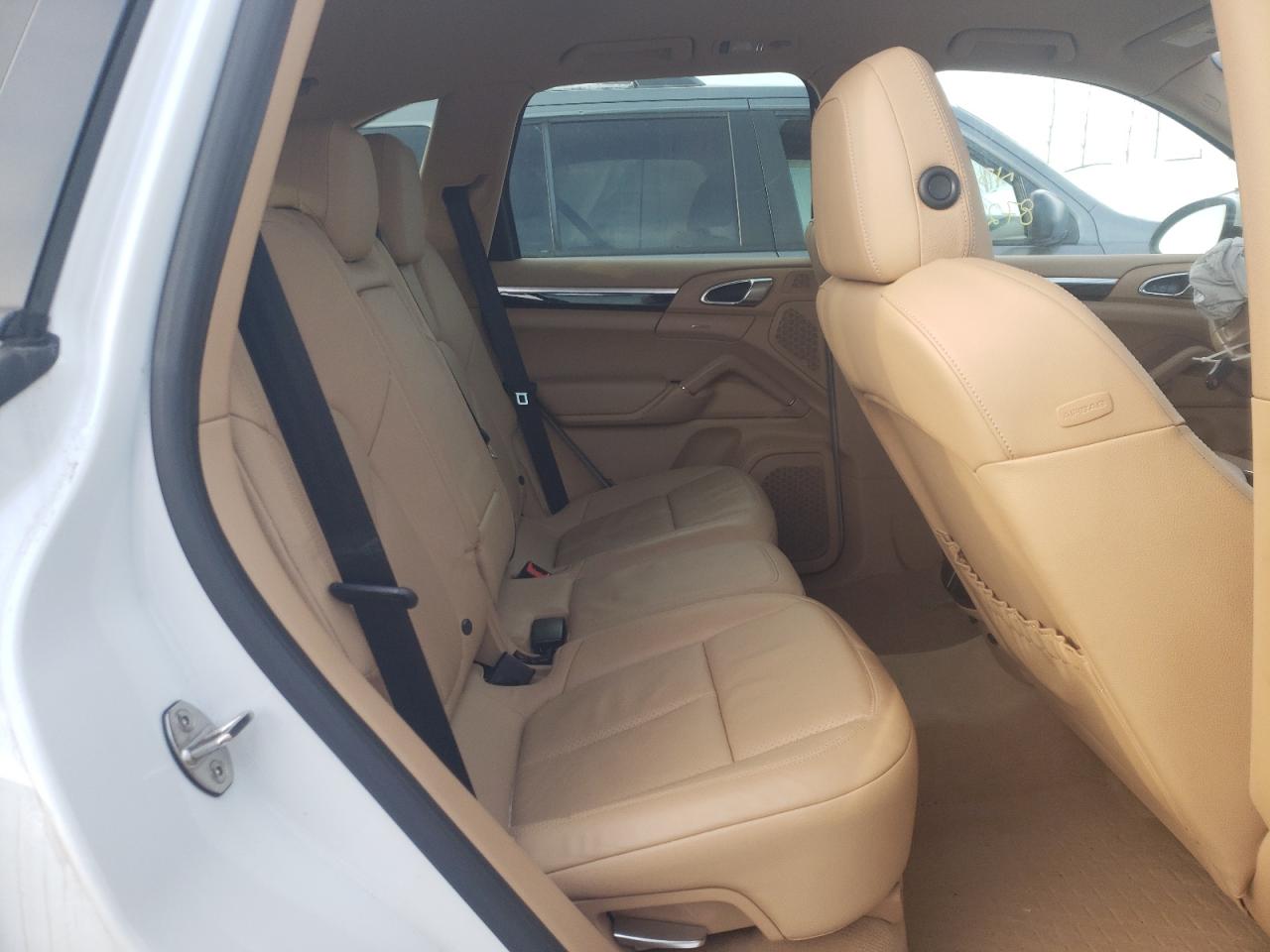 Photo 6 from auction – 2013 PORSCHE CAYENNE with VIN WP1AA2A23DLA12790