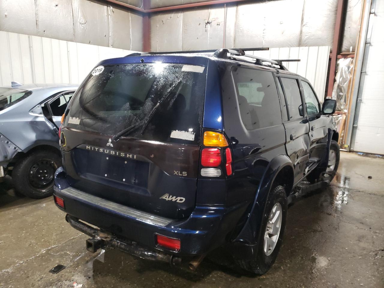 Photo 4 from auction – 2004 MITSUBISHI MONTERO SP with VIN JA4MT31R44J001671
