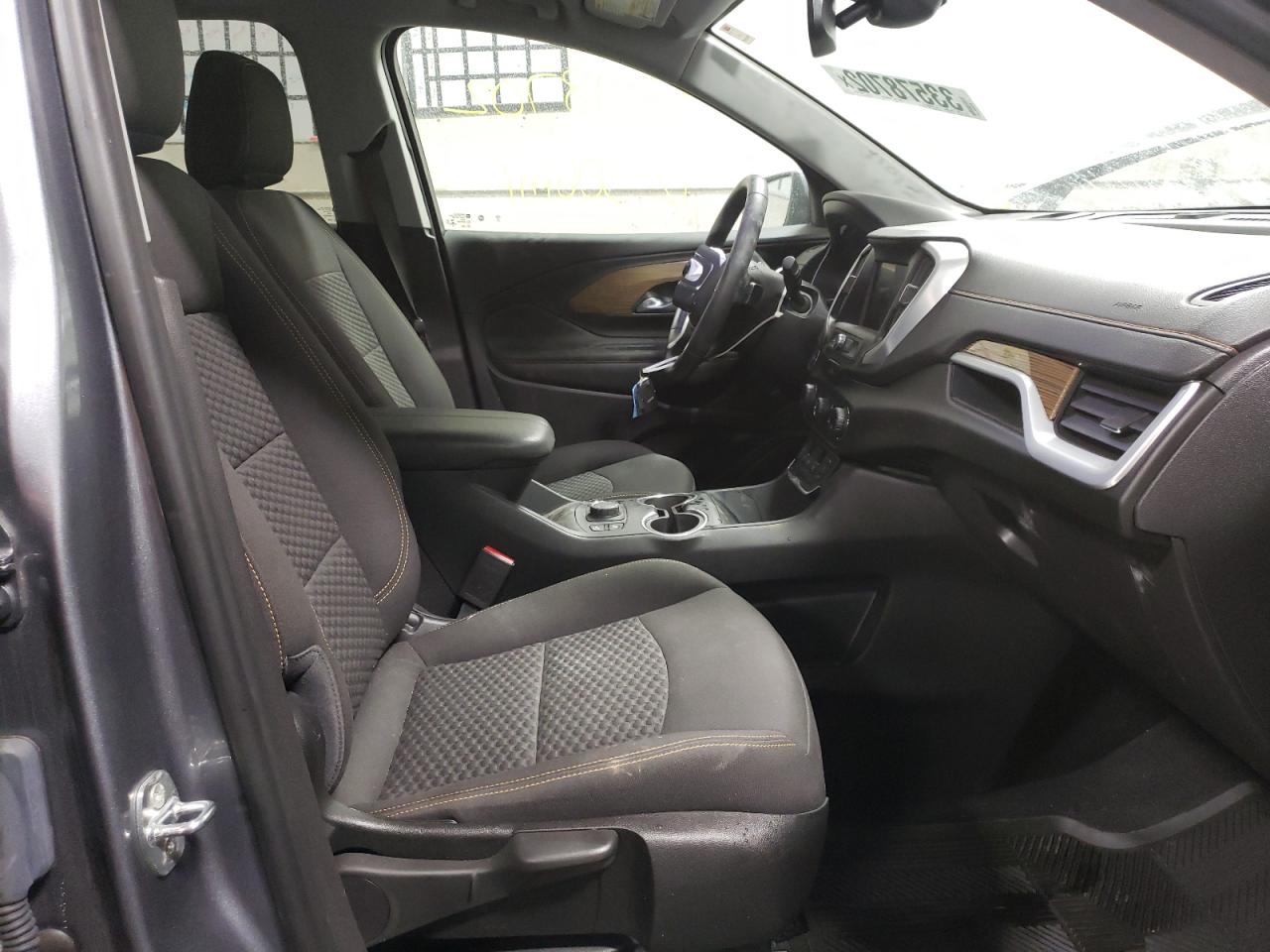 Photo 5 from auction – 2020 GMC TERRAIN SL with VIN 3GKALTEV3LL342152