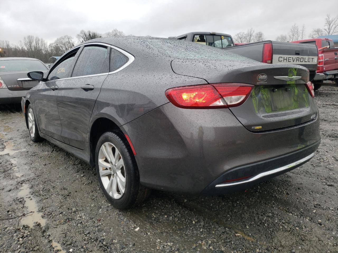 Photo 3 from auction – 2015 CHRYSLER 200 LIMITE with VIN 1C3CCCAB9FN726400