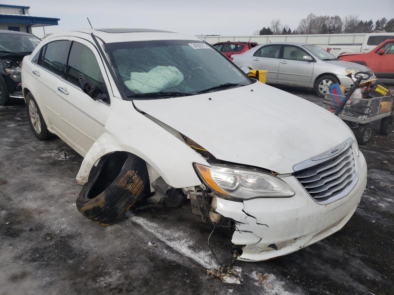 CHRYSLER 200 LIMITE 2014 with VIN 1C3CCBCG5EN236277 - Photo from auction
