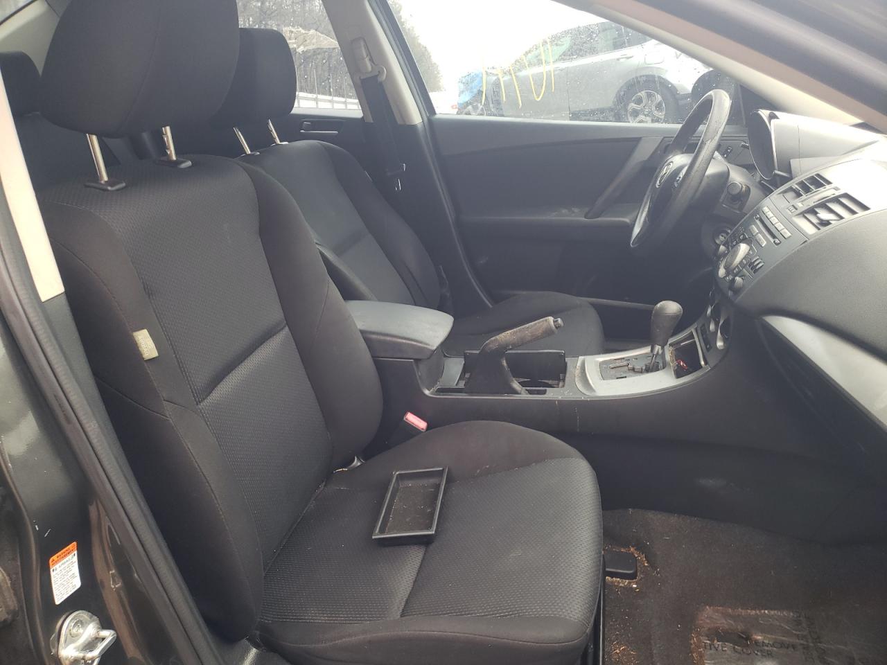 Photo 5 from auction – 2011 MAZDA 3 I with VIN JM1BL1VF3B1458793