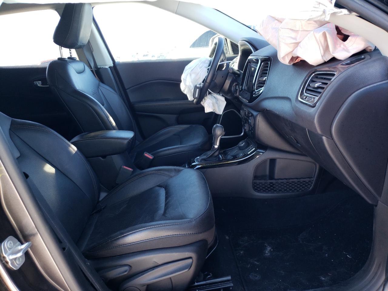 Photo 5 from auction – 2018 JEEP COMPASS LI with VIN 3C4NJDCB0JT470766
