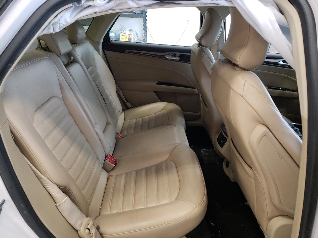 Photo 6 from auction – 2015 FORD FUSION SE with VIN 3FA6P0HD4FR278749