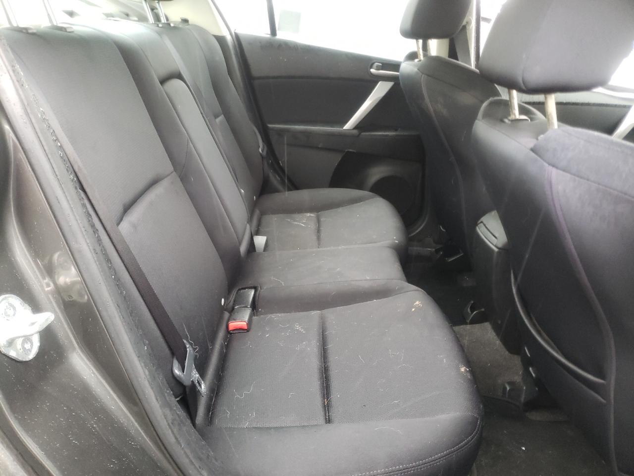 Photo 6 from auction – 2010 MAZDA 3 S with VIN JM1BL1S63A1315443
