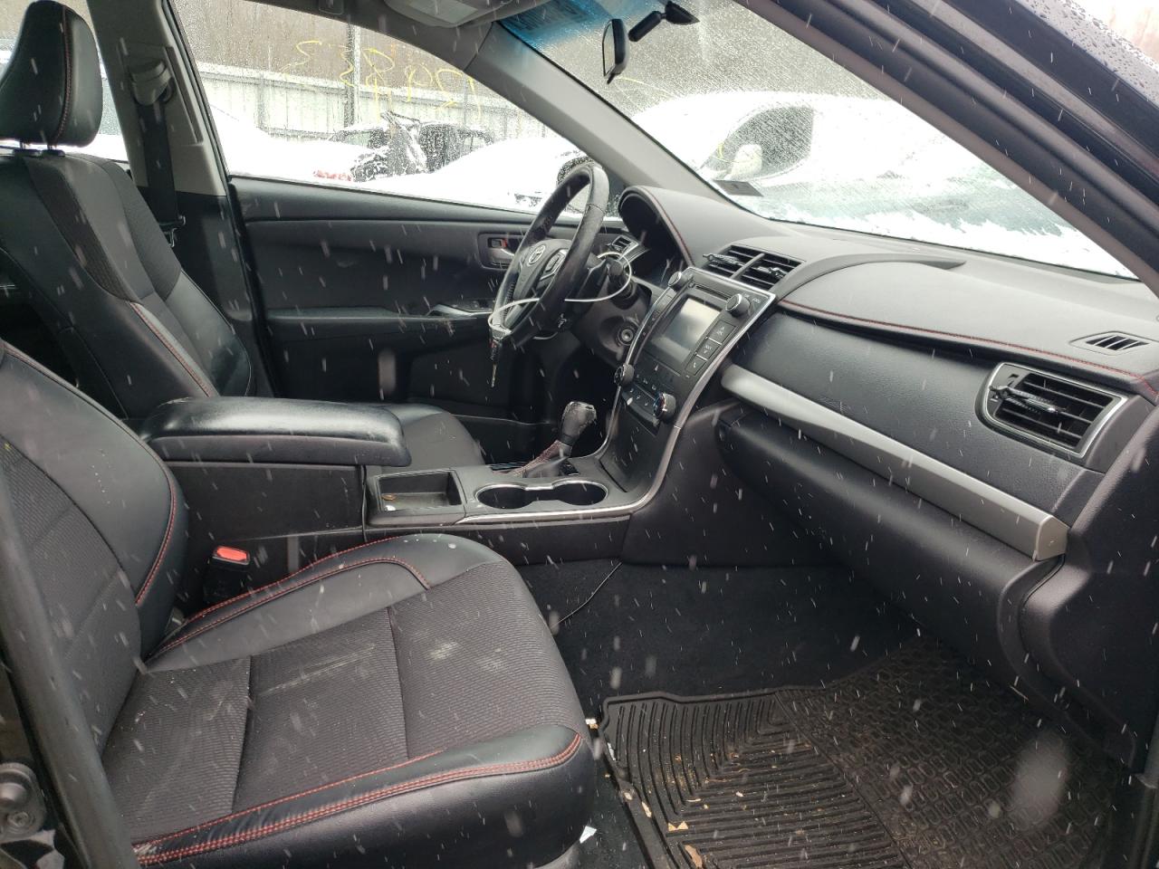 Photo 5 from auction – 2016 TOYOTA CAMRY LE with VIN 4T1BF1FK3GU180496