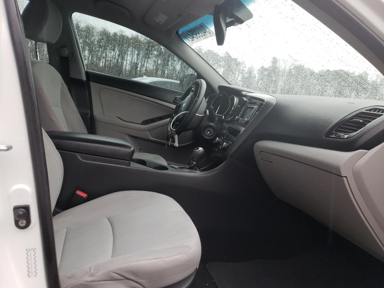 Photo 5 from auction – 2013 KIA OPTIMA LX with VIN KNAGM4A7XD5441694