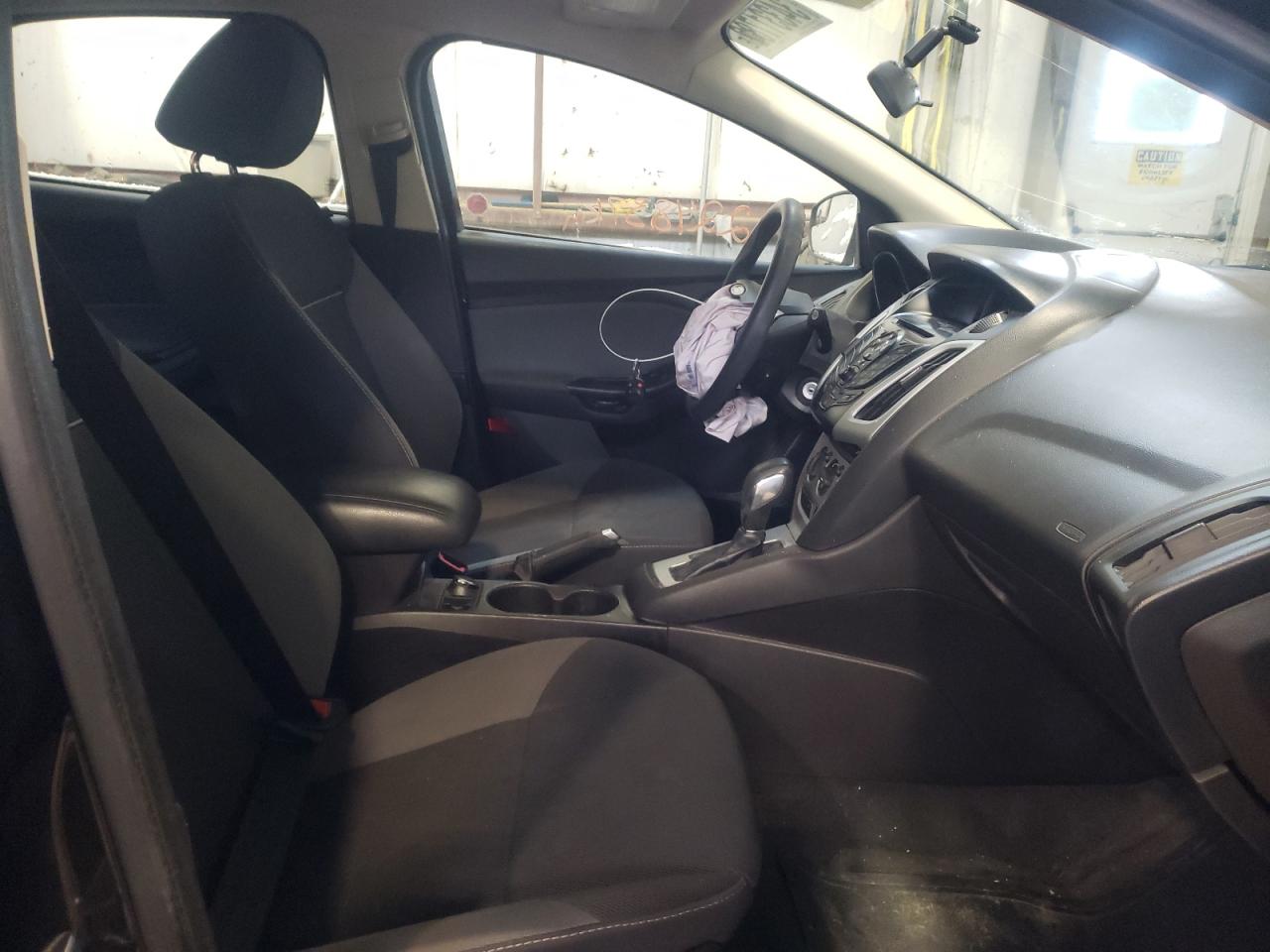 Photo 5 from auction – 2013 FORD FOCUS SE with VIN 1FADP3K29DL100539