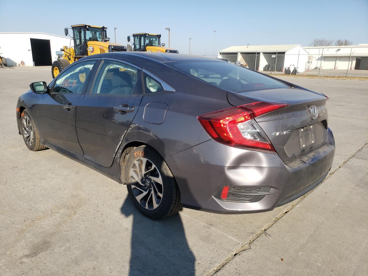 صورة رقم 3 من المزاد - 2016 HONDA CIVIC EX مع VIN 2HGFC2F71GH566046