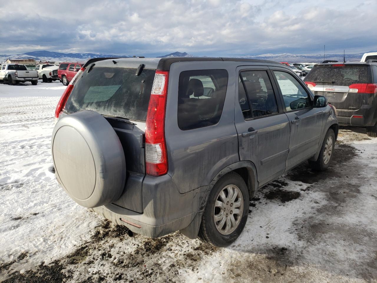 Photo 4 from auction – 2005 HONDA CR-V SE with VIN JHLRD78965C043791