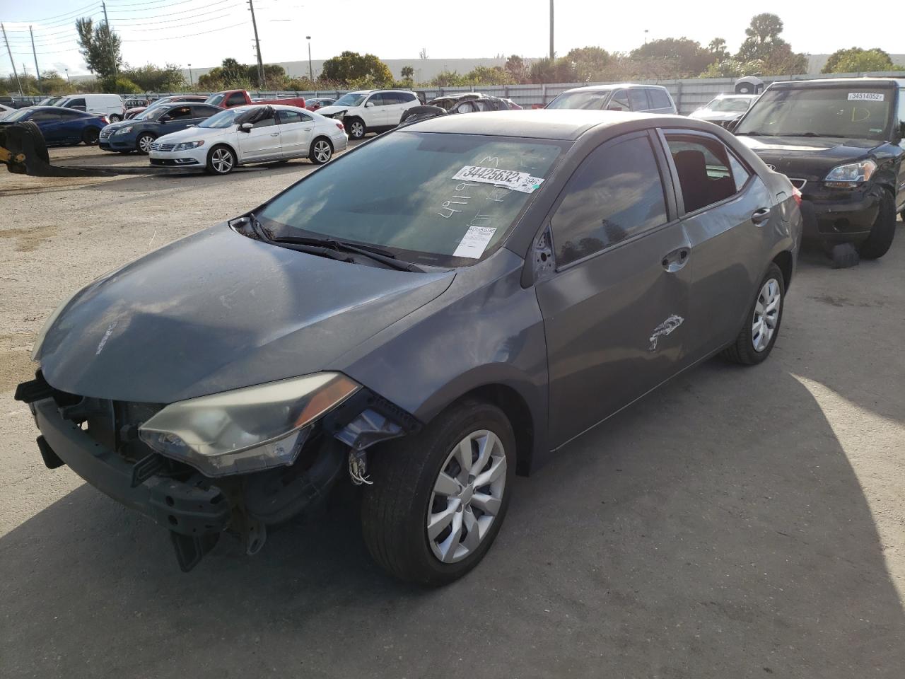 Photo 2 from auction – 2014 TOYOTA COROLLA L with VIN 5YFBURHE2EP088788