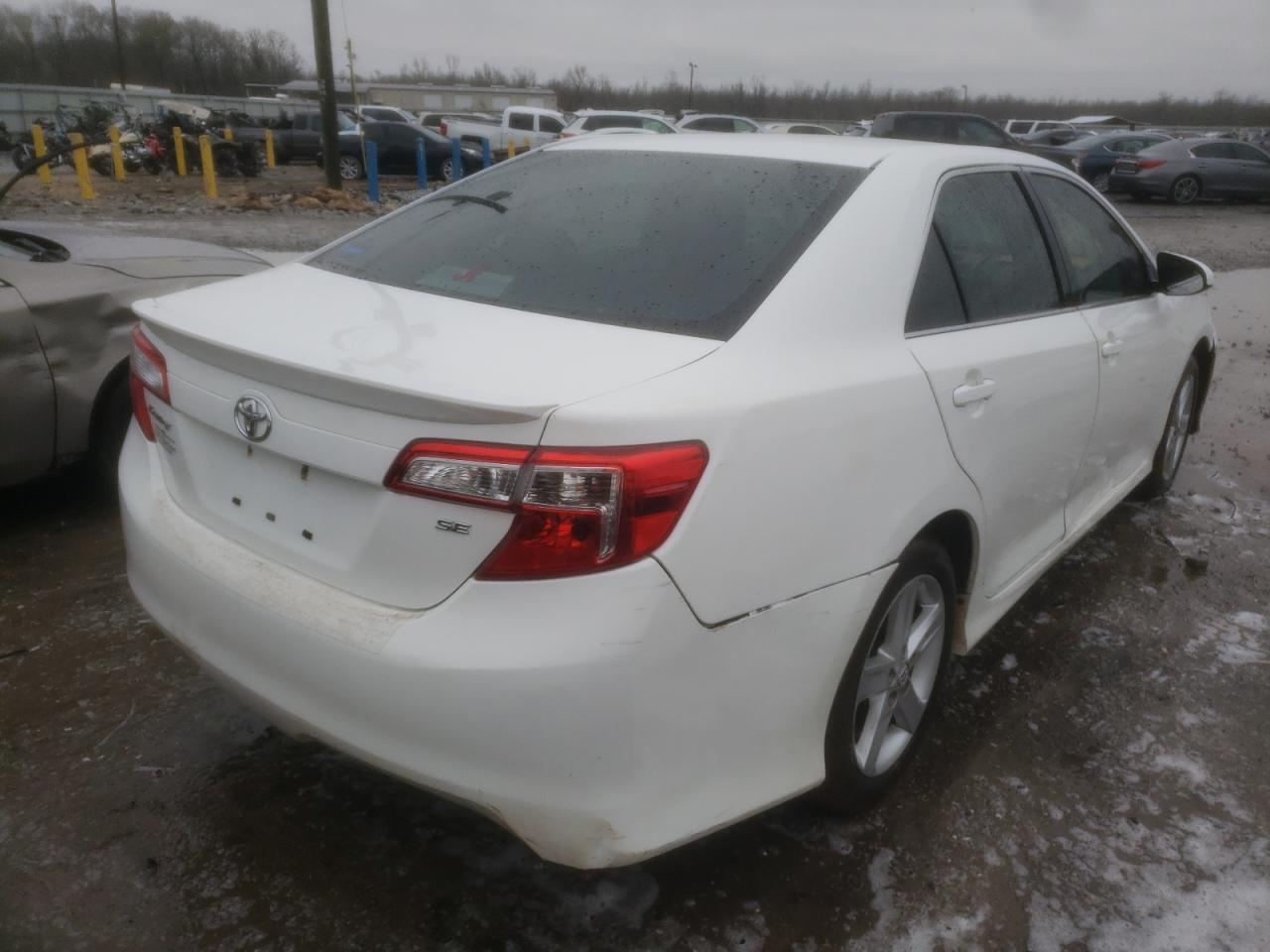 Photo 4 from auction – 2013 TOYOTA CAMRY L with VIN 4T1BF1FK1DU690356