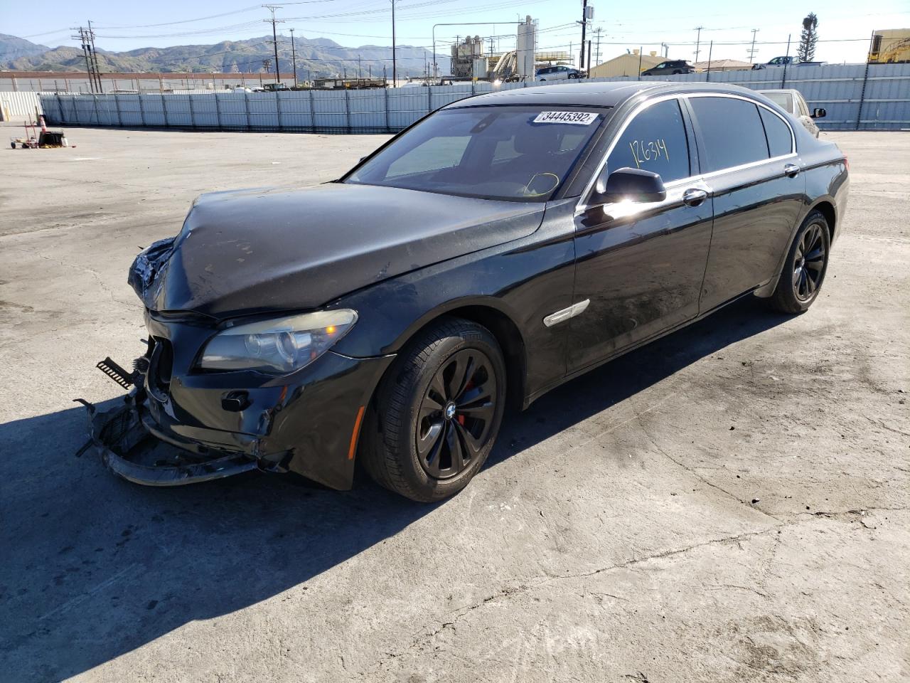 Photo 2 from auction – 2012 BMW 740 LI with VIN WBAKB4C59CC577000