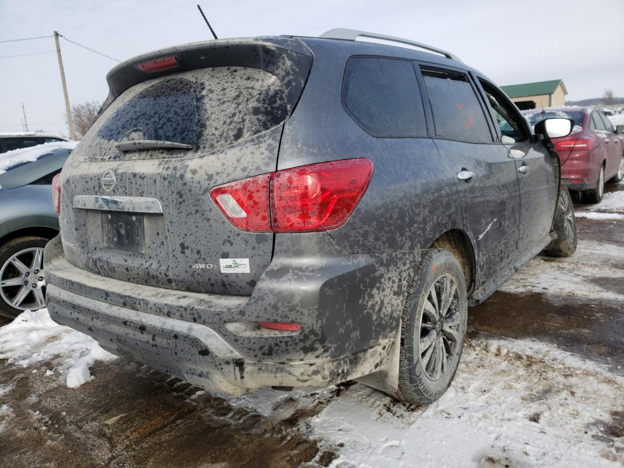 Photo 4 from auction – 2017 NISSAN PATHFINDER with VIN 5N1DR2MM7HC645573