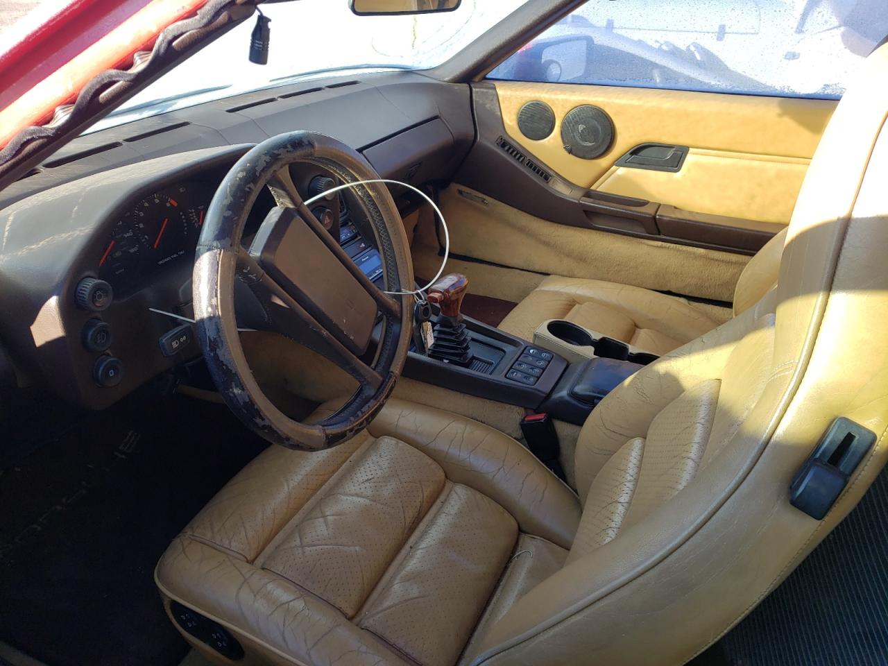 Photo 5 from auction – 1986 PORSCHE 928 S with VIN WP0JB0921GS862872