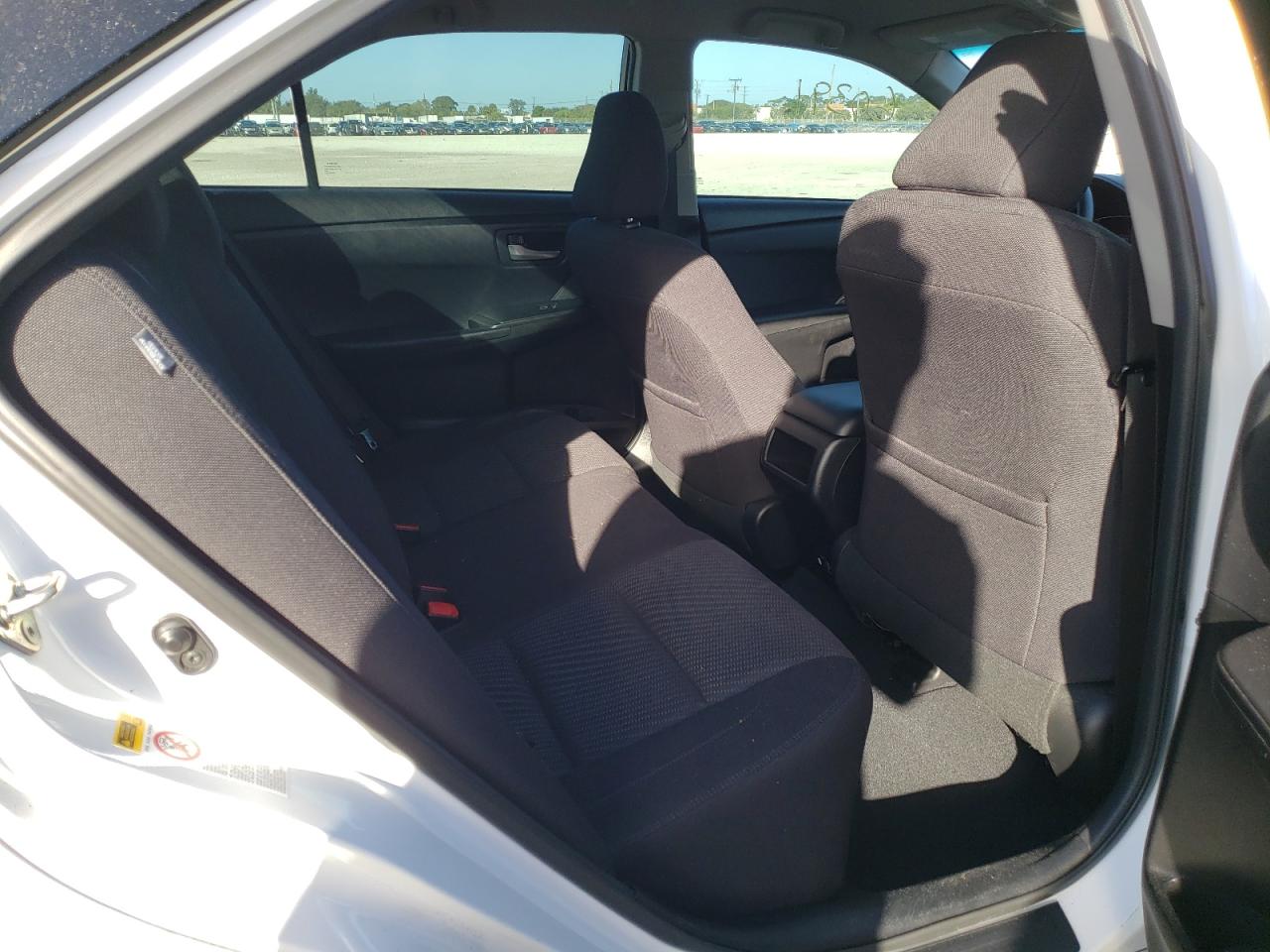 Photo 6 from auction – 2017 TOYOTA CAMRY LE with VIN 4T1BF1FK9HU418319