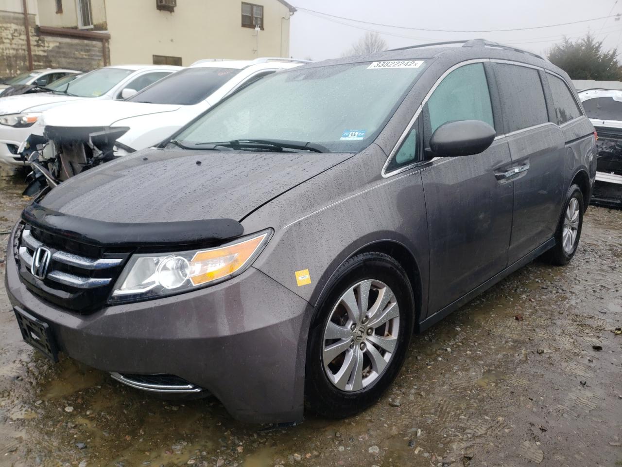 Photo 2 from auction – 2016 HONDA ODYSSEY EX with VIN 5FNRL5H60GB024332