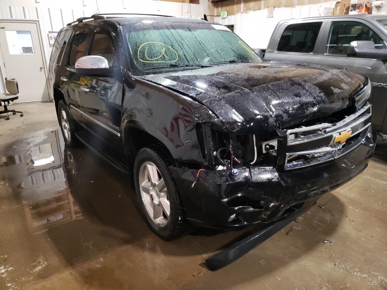 CHEVROLET TAHOE K150 2013 with VIN 1GNSKCE02DR378908 - Photo from auction