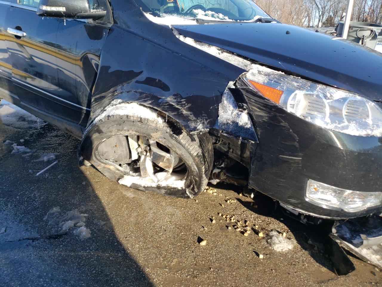 Photo 9 from auction – 2011 CHEVROLET TRAVERSE L with VIN 1GNKVLED8BJ207571