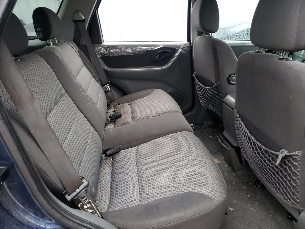 Photo 6 from auction – 2003 FORD ESCAPE XLT with VIN 1FMYU93113KA92613