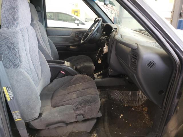 Photo 5 from auction – 2002 GMC SONOMA with VIN 1GTDT13W62K203559