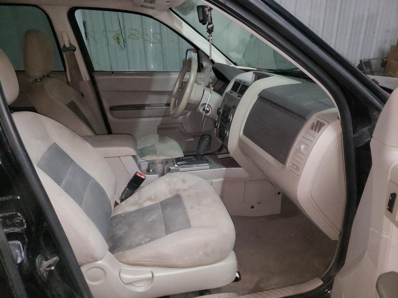 Photo 5 from auction – 2008 FORD ESCAPE XLT with VIN 1FMCU93168KD85120