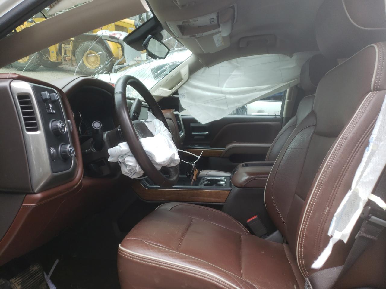 Photo 5 from auction – 2015 CHEVROLET SILVERADO with VIN 3GCUKTEC3FG235870