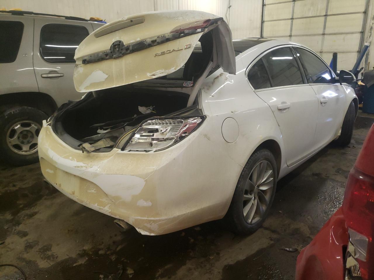 Photo 4 from auction – 2014 BUICK REGAL with VIN 2G4GK5EX4E9168681