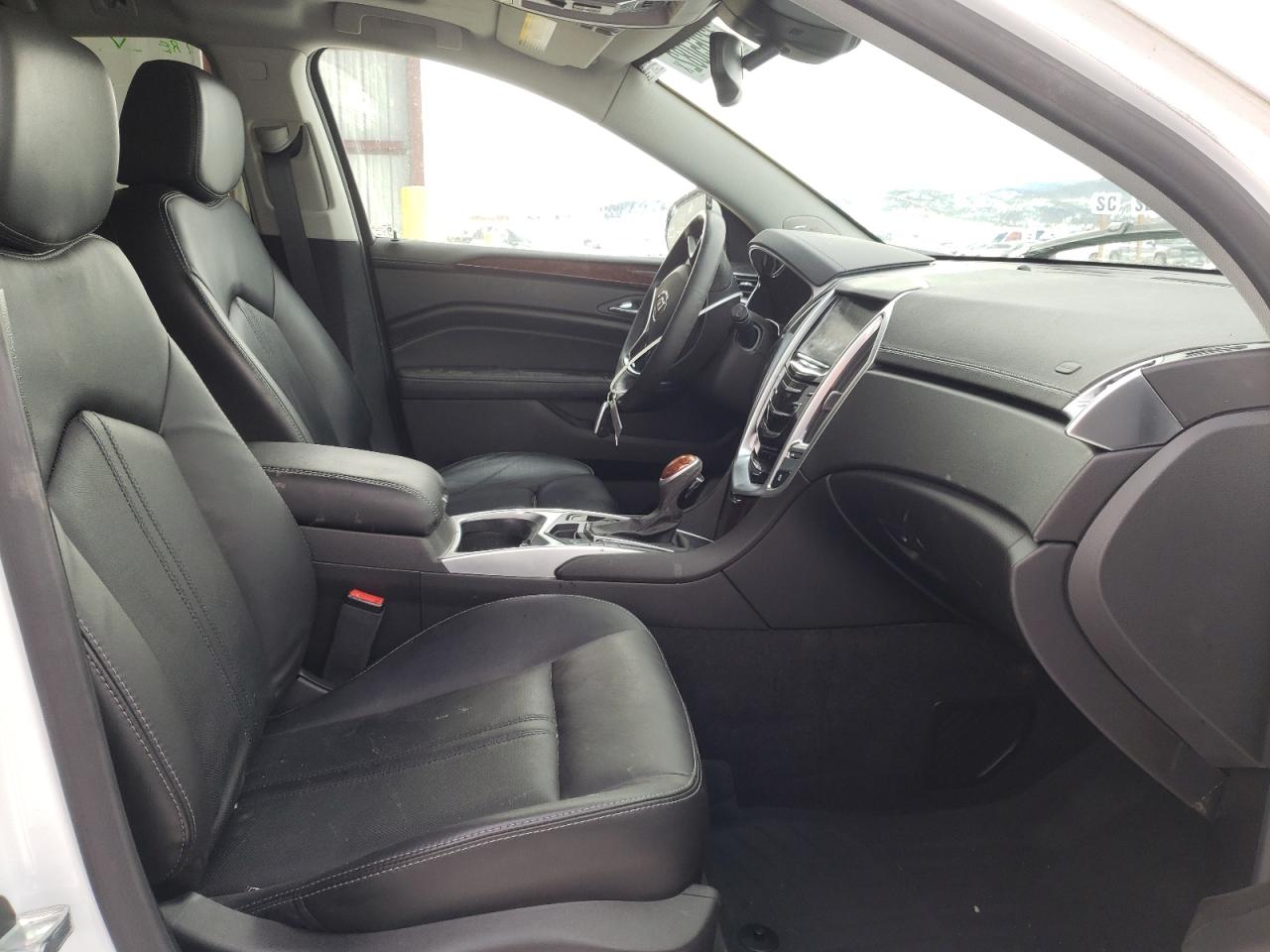 Photo 5 from auction – 2016 CADILLAC SRX LUXURY with VIN 3GYFNEE32GS513713