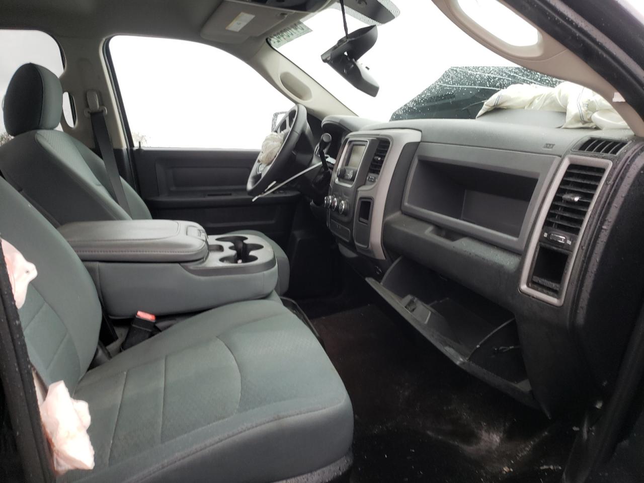 Photo 5 from auction – 2014 RAM 1500 ST with VIN 1C6RR7KT3ES412851