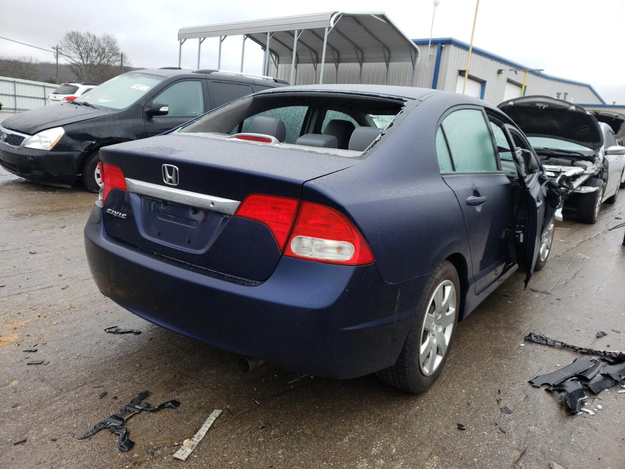 Photo 4 from auction – 2010 HONDA CIVIC LX with VIN 19XFA1F56AE086150