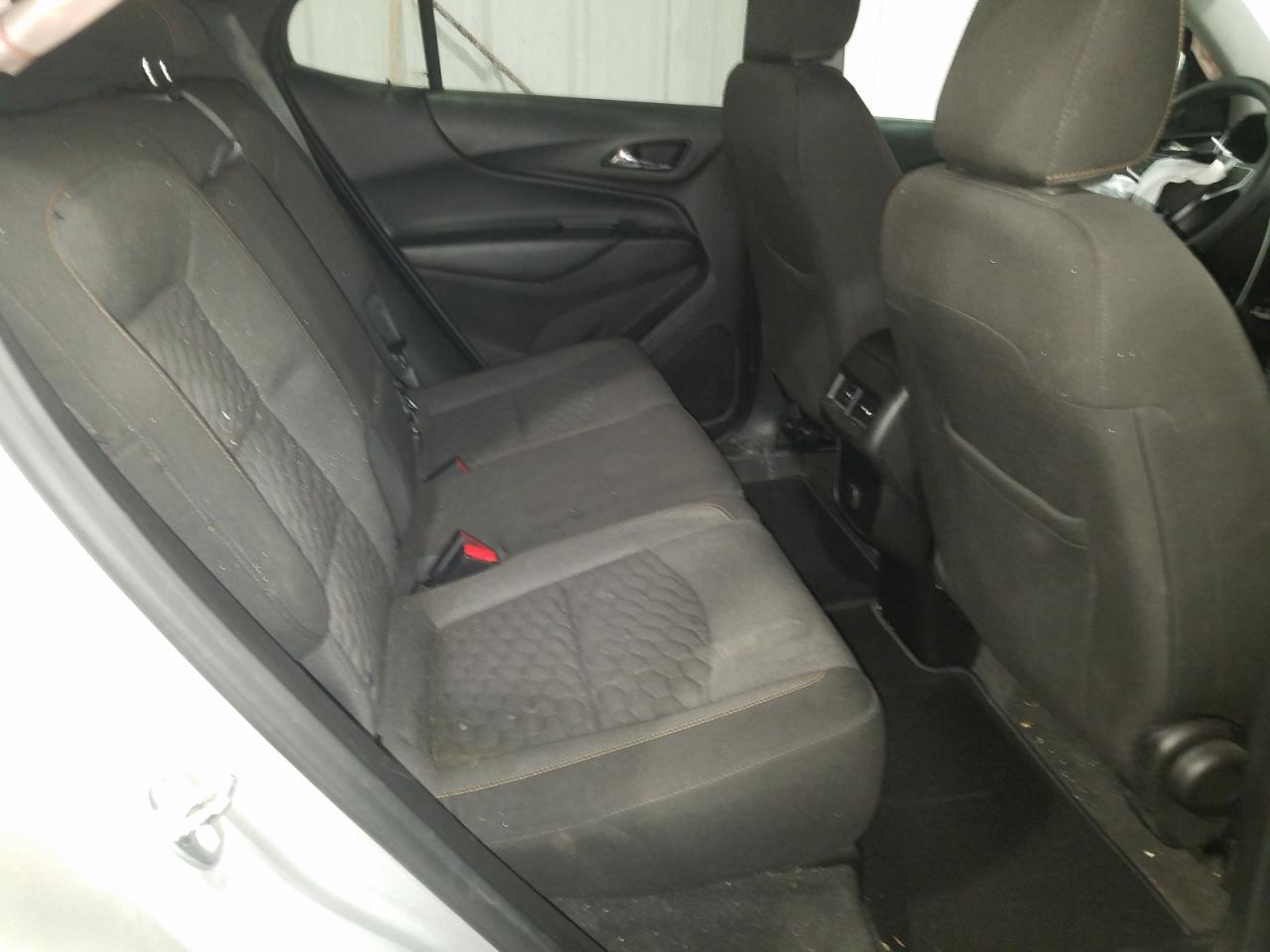 Photo 6 from auction – 2018 CHEVROLET EQUINOX LT with VIN 3GNAXSEV0JS575152