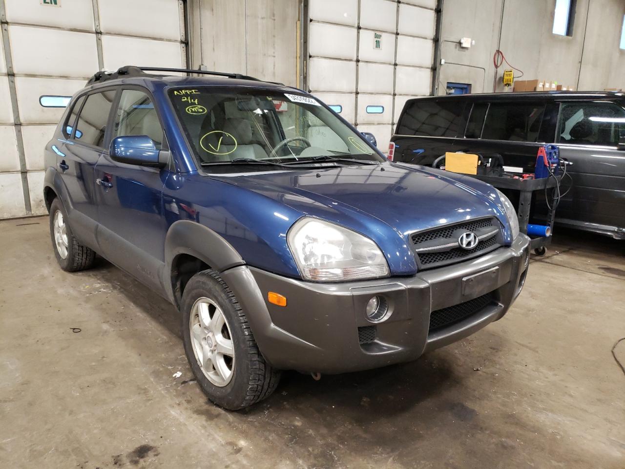 HYUNDAI TUCSON GLS 2005 with VIN KM8JN72D85U189331 - Photo from auction