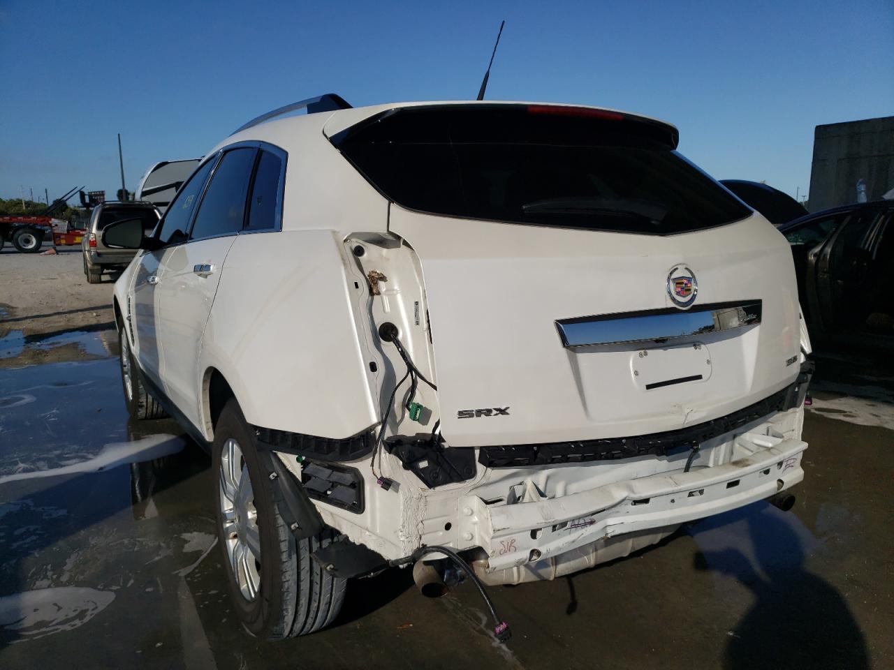 Photo 3 from auction – 2012 CADILLAC SRX LUXURY with VIN 3GYFNAE37CS579287