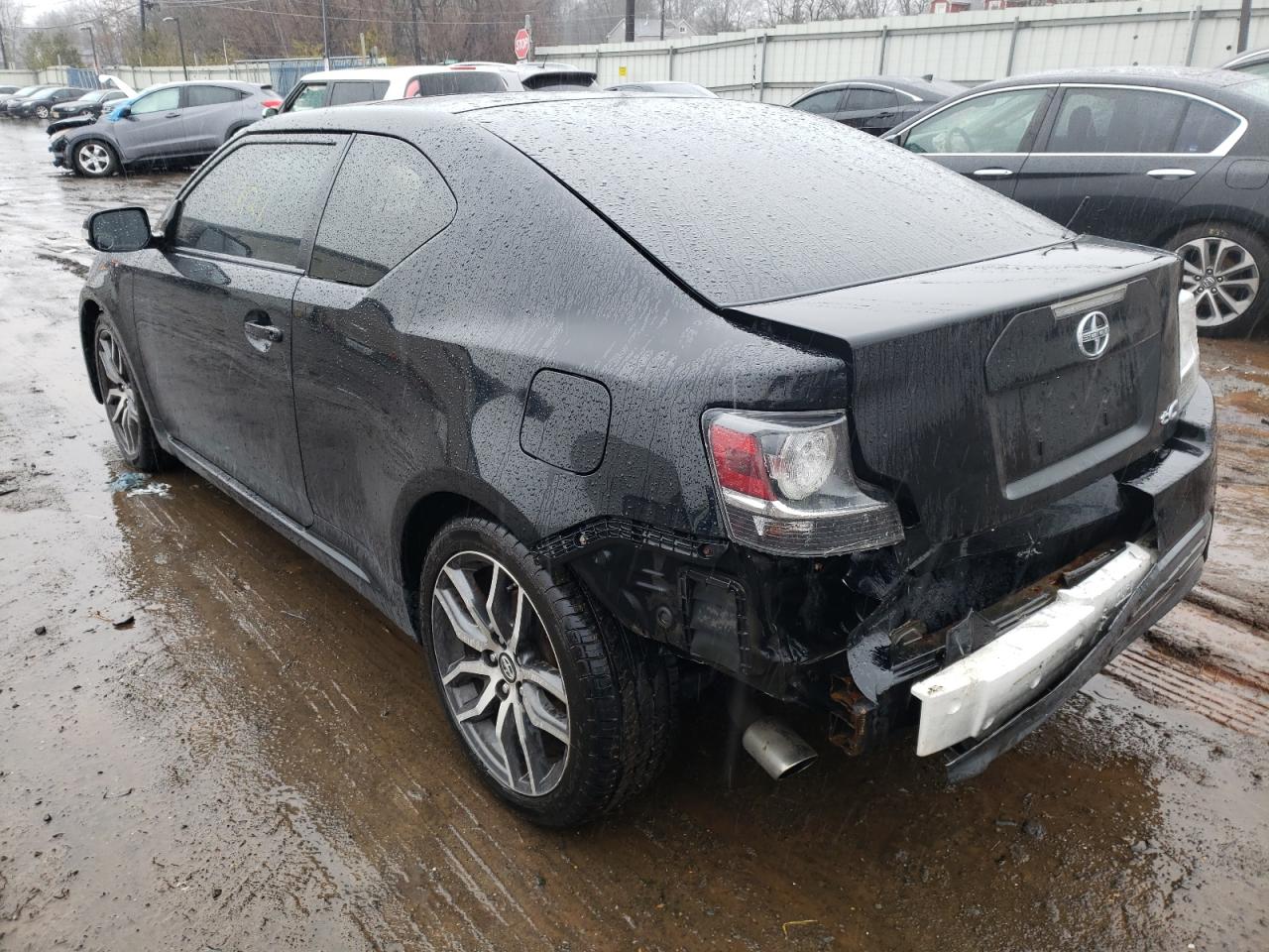 Photo 3 from auction – 2014 TOYOTA SCION TC with VIN JTKJF5C7XE3074257