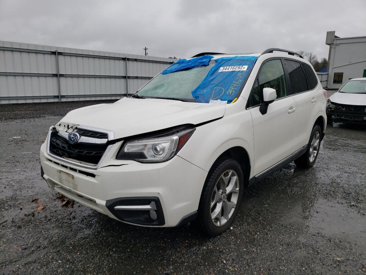 Photo 2 from auction – 2018 SUBARU FORESTER 2 with VIN JF2SJAWC3JH463347
