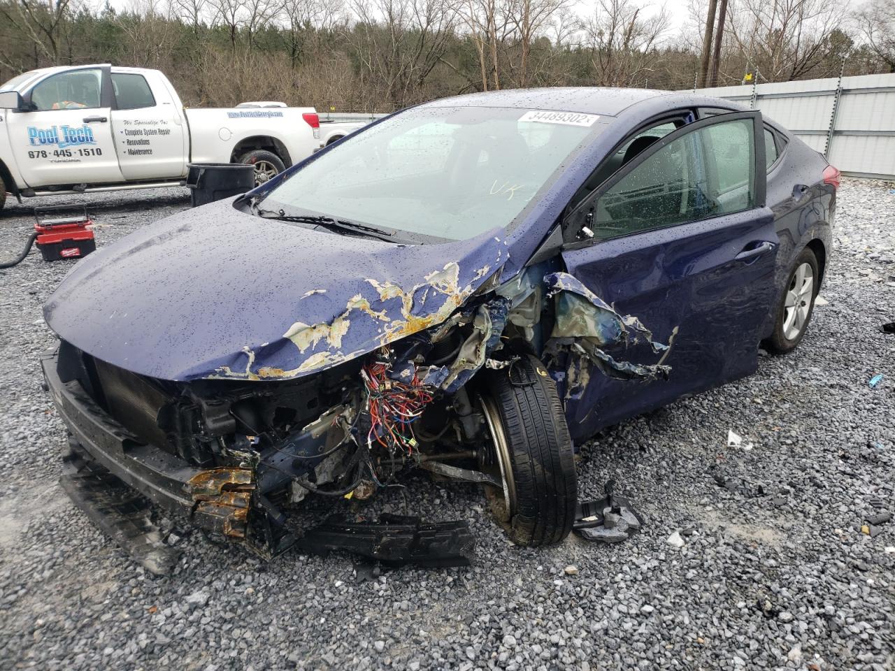 Photo 2 from auction – 2012 HYUNDAI ELANTRA GL with VIN 5NPDH4AE3CH099853