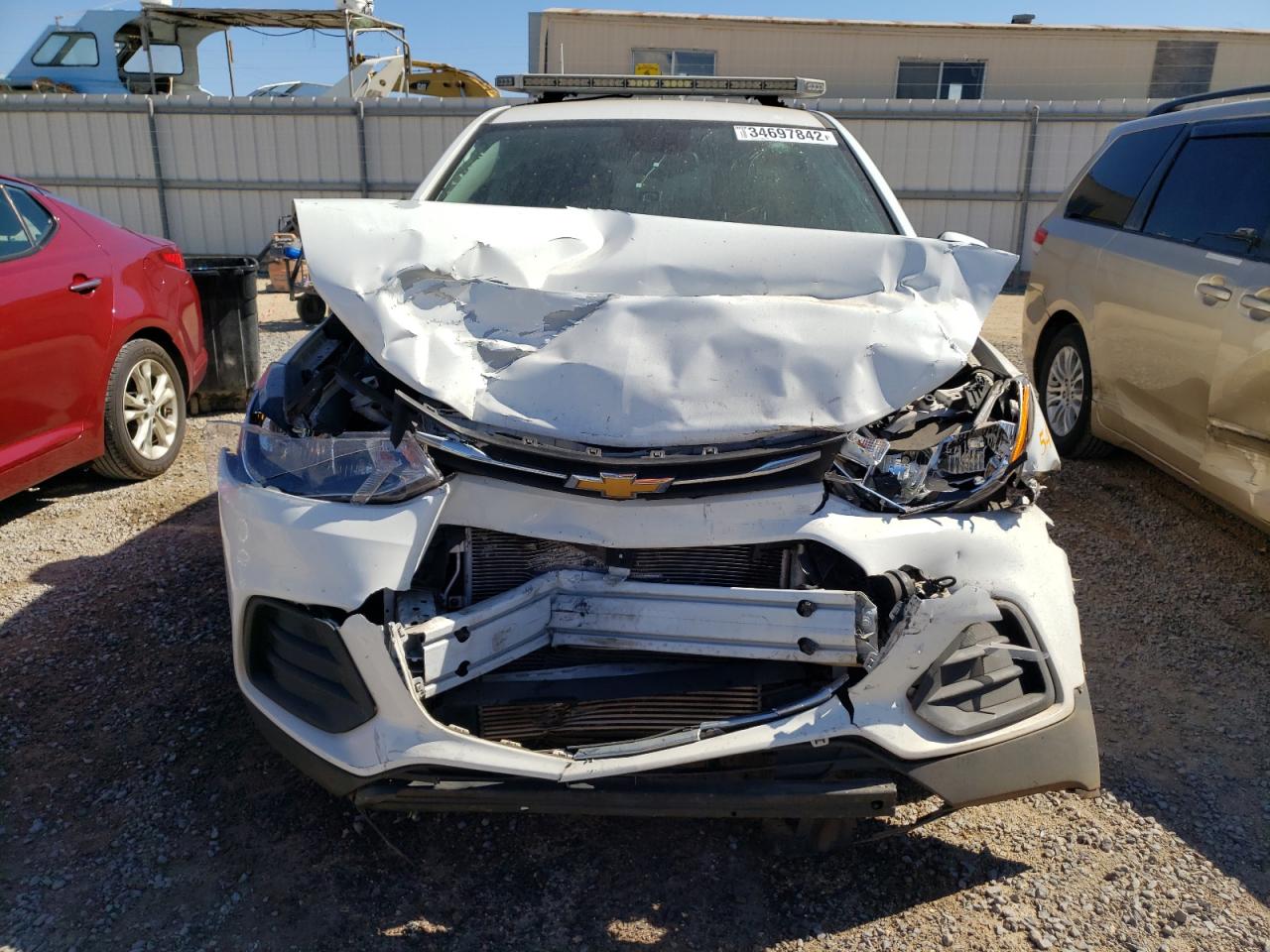 Photo 7 from auction – 2020 CHEVROLET TRAX LS with VIN KL7CJKSB4LB025493