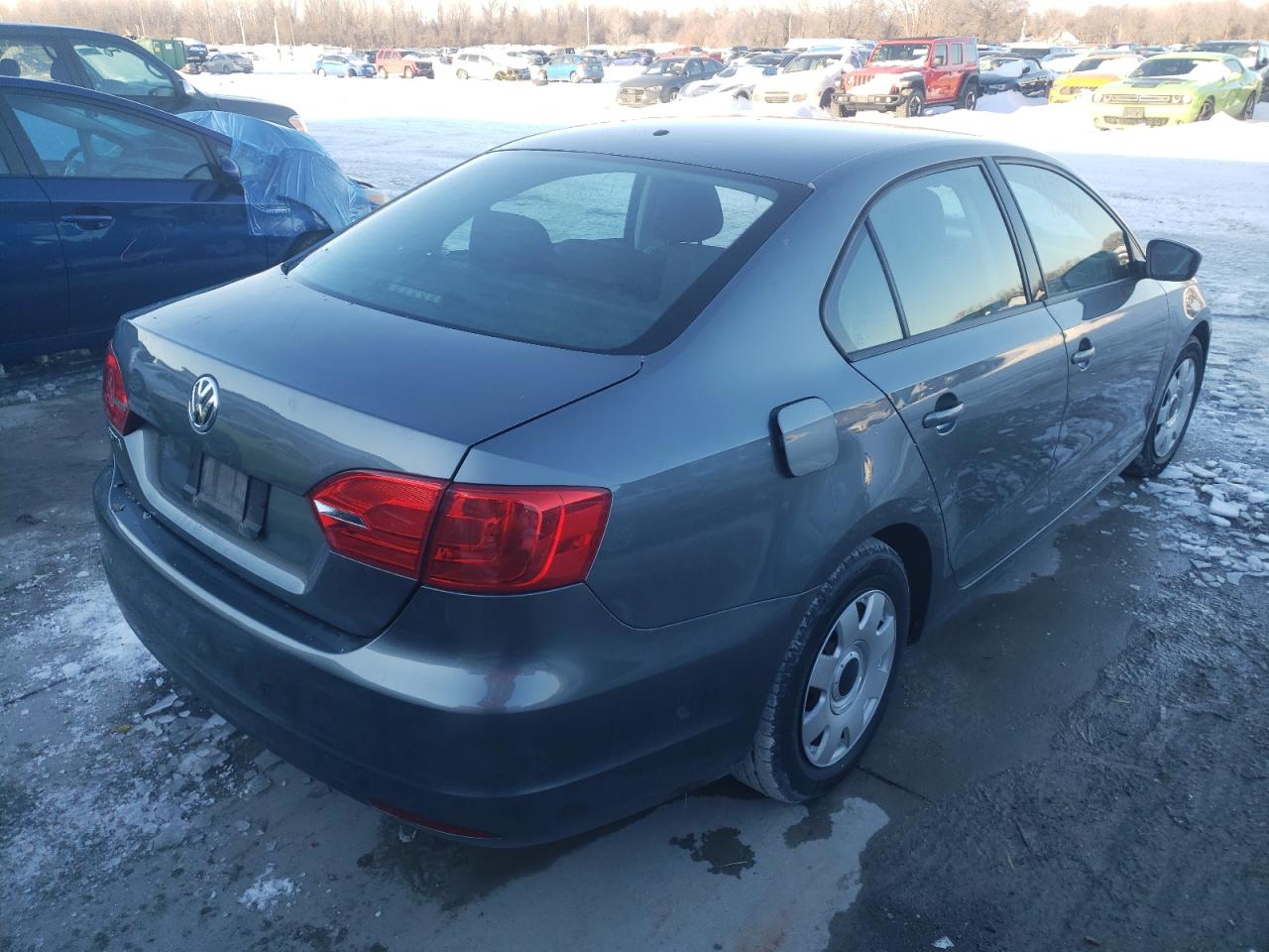 Photo 4 from auction – 2013 VOLKSWAGEN JETTA BASE with VIN 3VW2K7AJ8DM309492